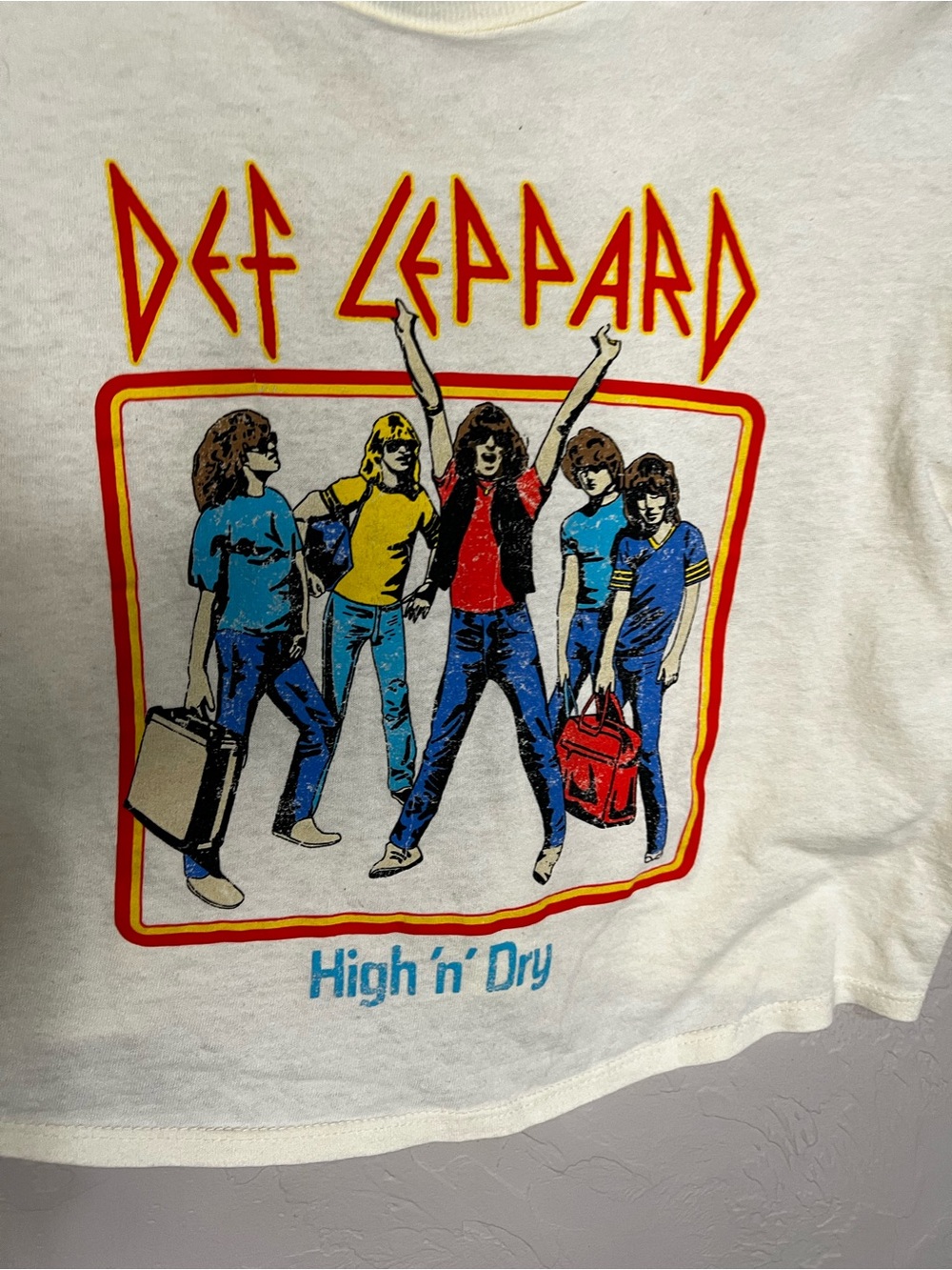 Def Leppard High 'N' Dry Yellow Cropped Baby Tee Graphic Band T-Shirt - Picture 3 of 6